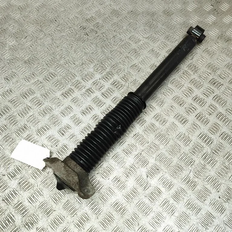 Aizmugurējais amortizators 55300F1550