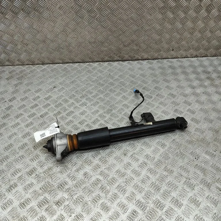 Rear shock absorber/damper 6895046