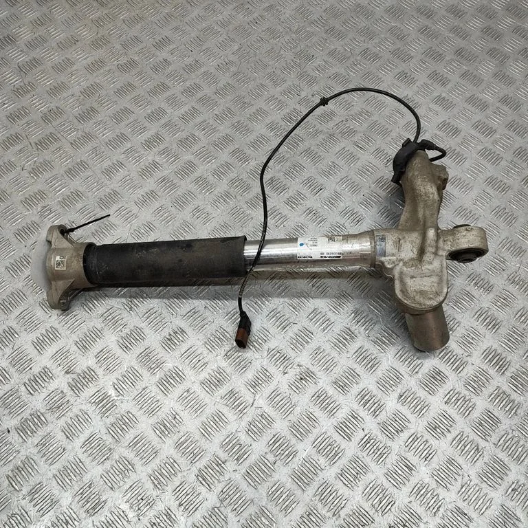 Aizmugurējais amortizators A2063206607