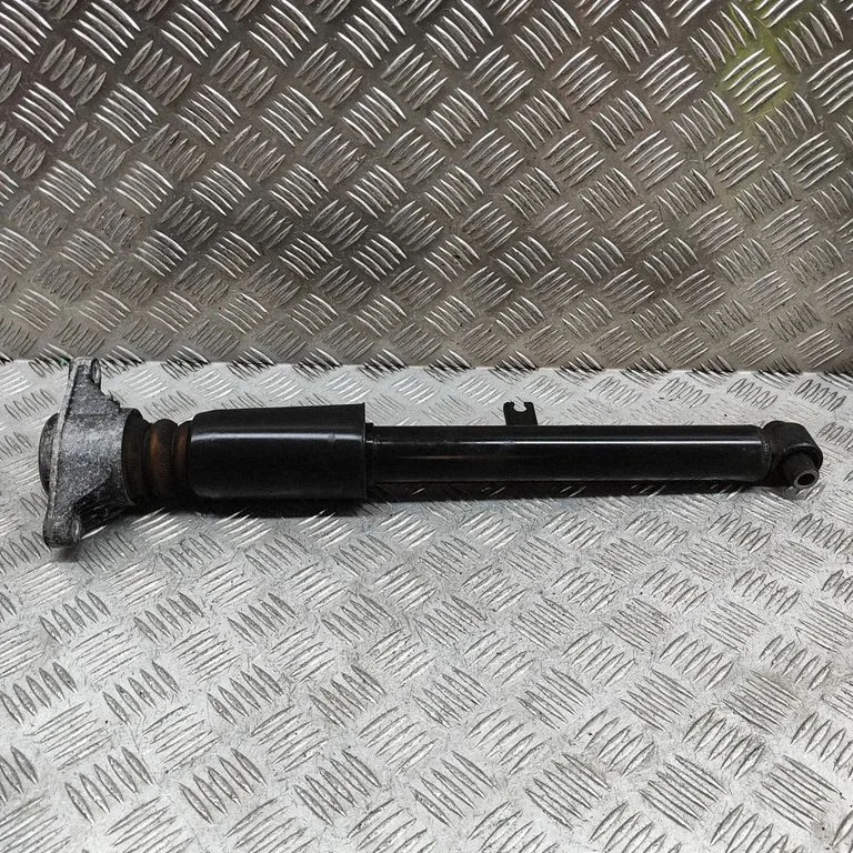 Aizmugurējais amortizators – BMW 3. sērija G20 G21 (2019-)