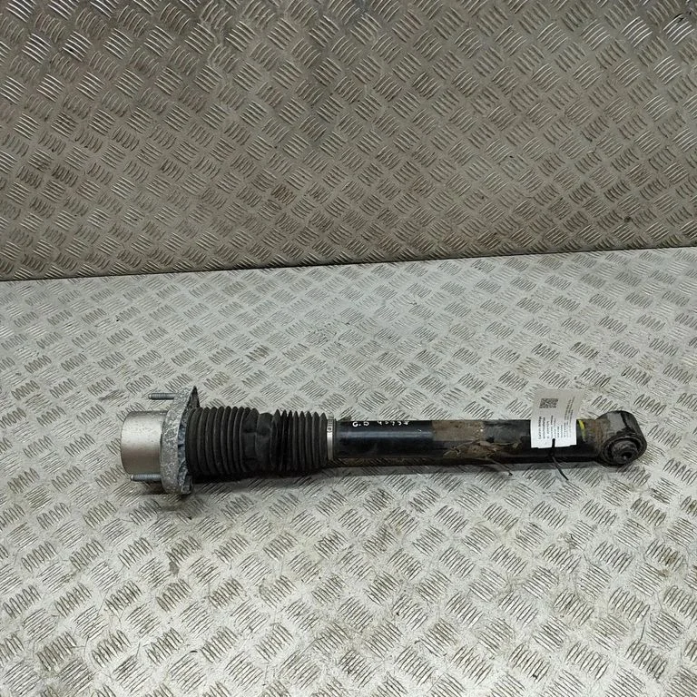 Rear shock absorber/damper – Land Rover Range Rover Sport L494 (2013-)