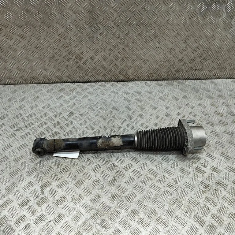 Rear shock absorber/damper – Land Rover Range Rover Sport L494 (2013-)