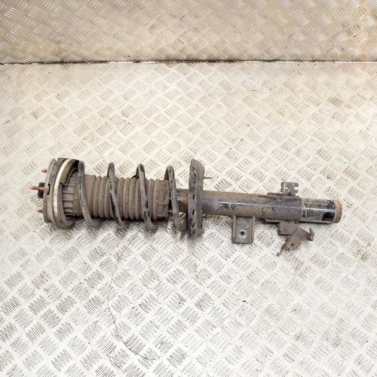 Rear shock absorber/damper – Land Rover Range Rover Evoque L538 (2011-2018)