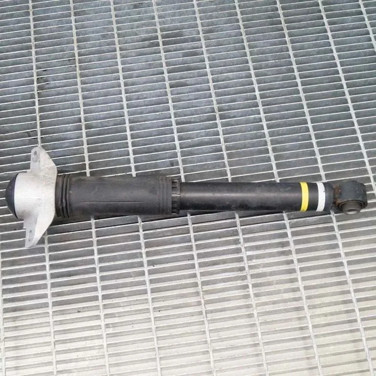 Rear shock absorber/damper – Toyota Prius (XW50) (2015-2023)