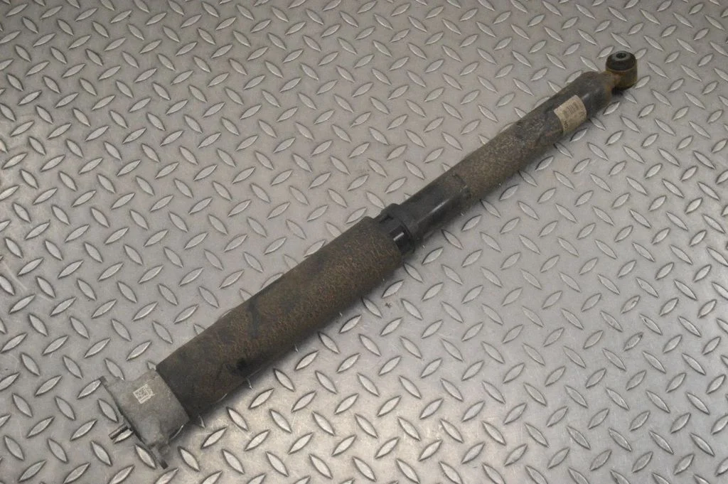 Tagumine amortisaator 1A101384A