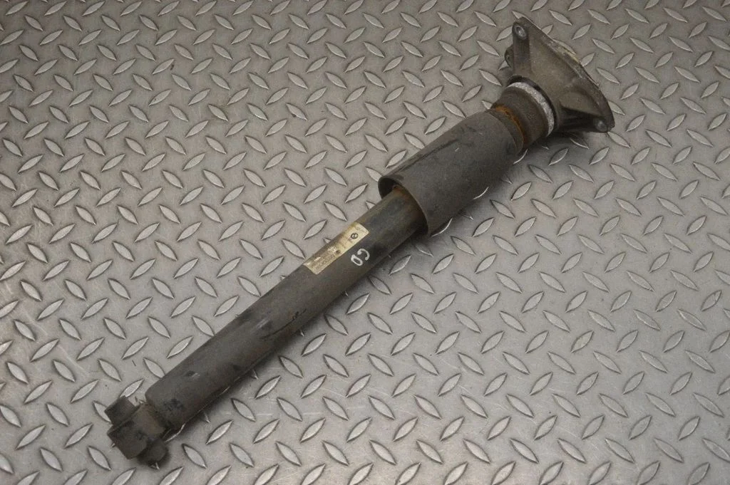 Aizmugurējais amortizators – BMW 4. sērija F32 F33 (2013-2020)