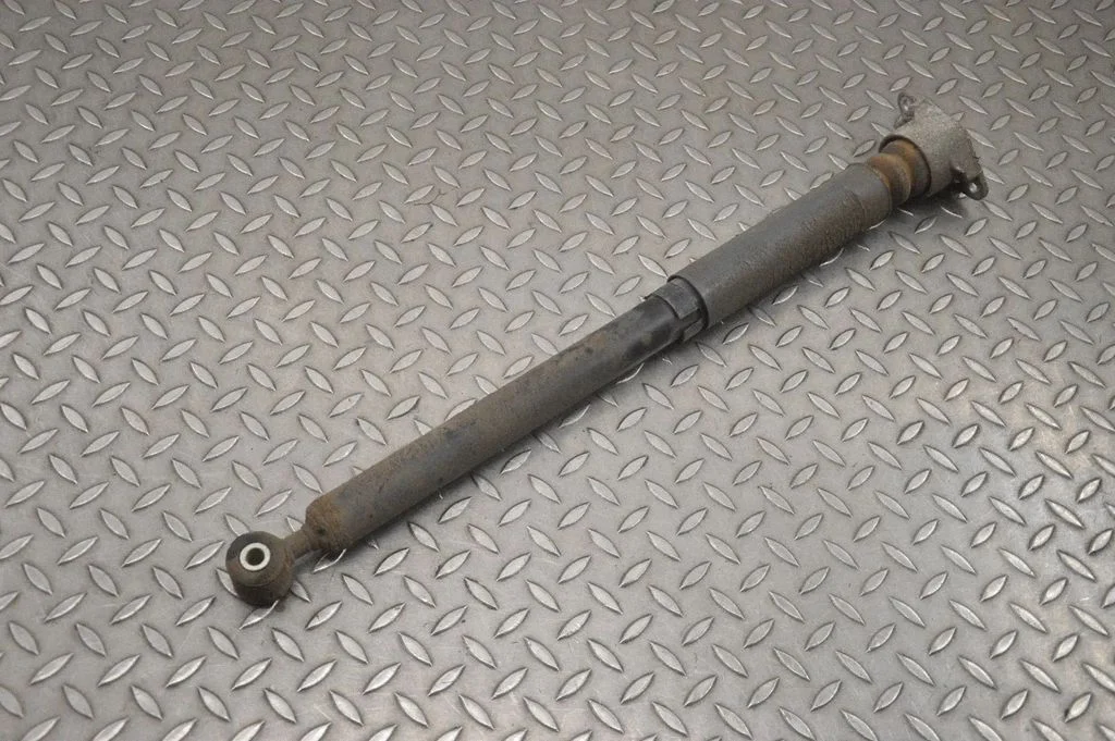Tagumine amortisaator – vasak