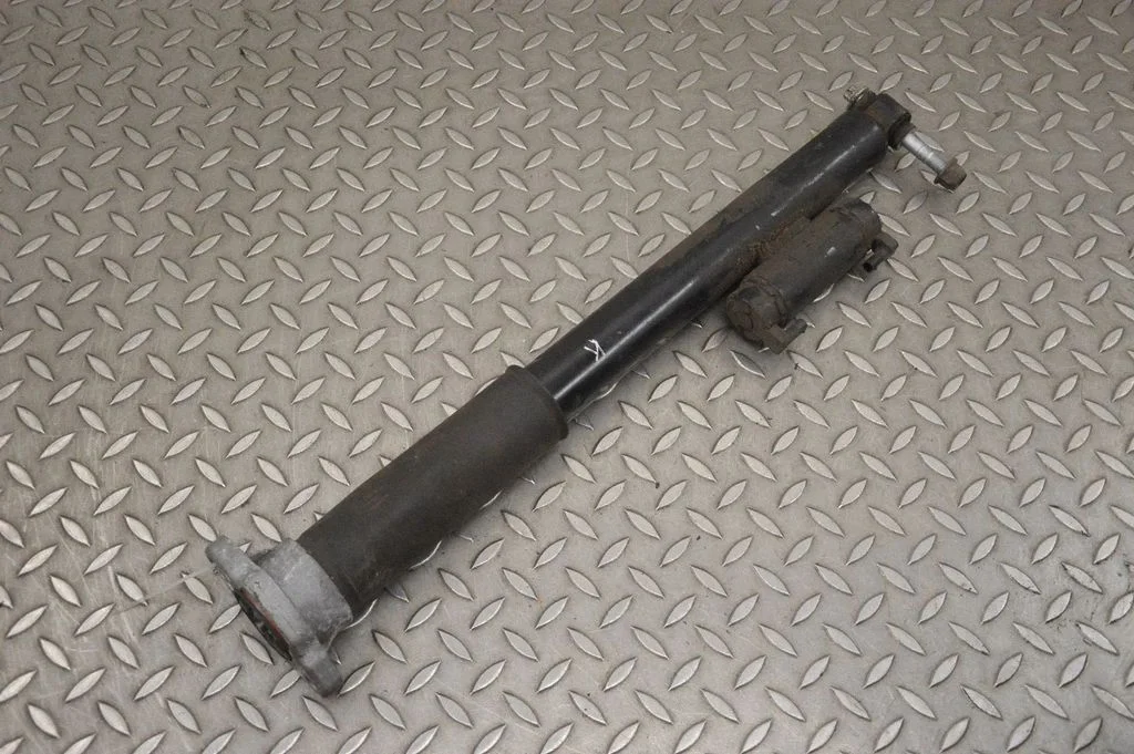 Tagumine amortisaator A2133202200