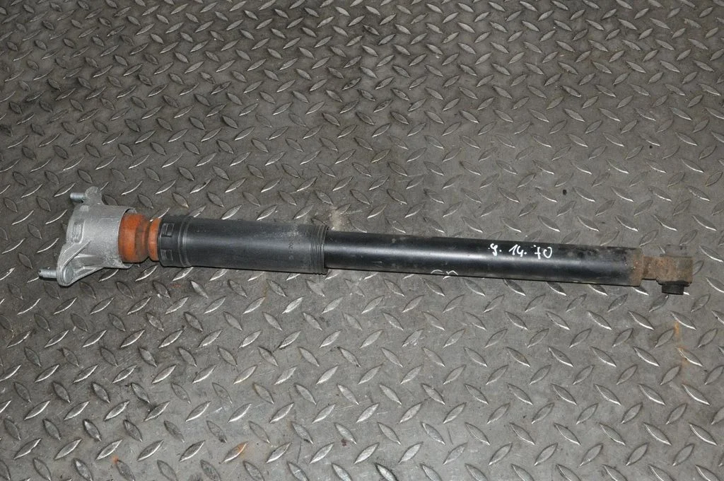 Tagumine amortisaator – parem