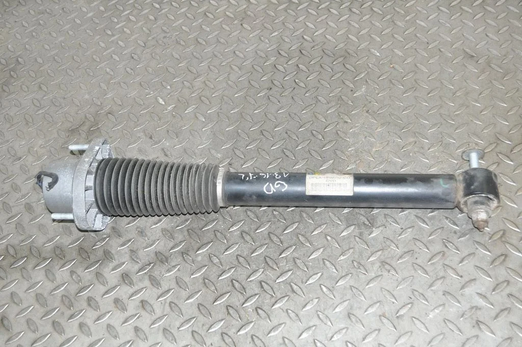 Rear shock absorber/damper – Land Rover Range Rover Sport L494 (2013-)