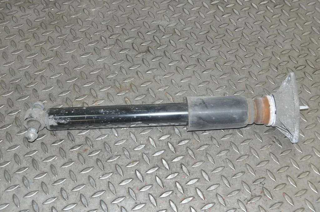 Rear shock absorber/damper 6791588
