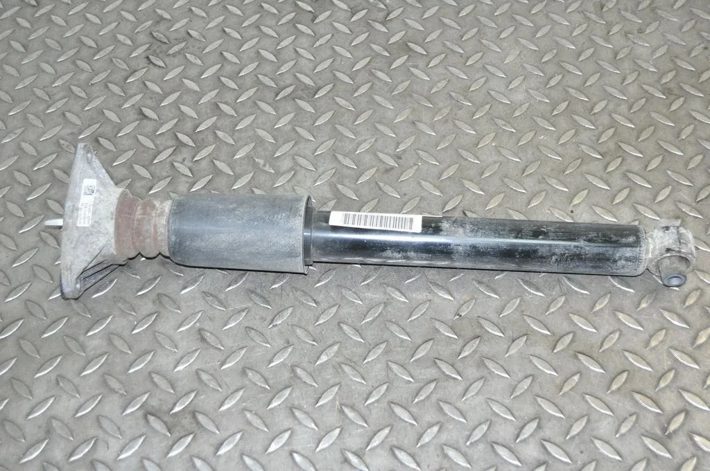 Aizmugurējais amortizators – BMW 3. sērija F30 F35 F31 (2012-2018)