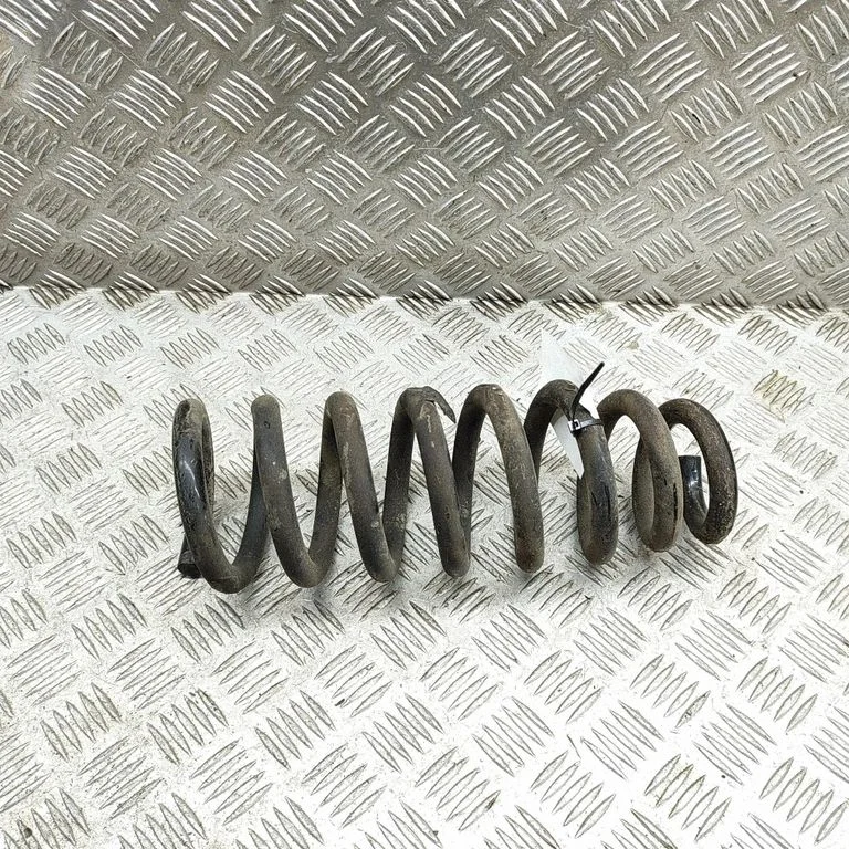 Tagumine keerdvedru 55330GIAD0