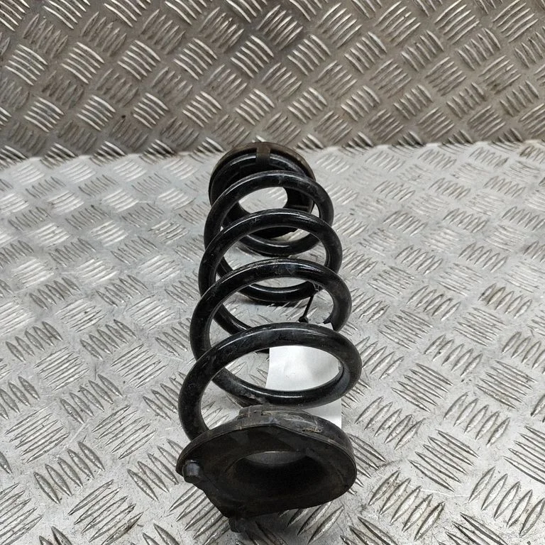 Rear coil spring 52441TGHA01