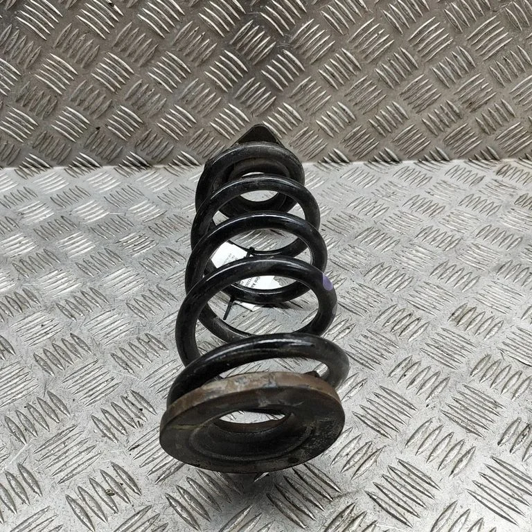Rear coil spring 52441TGHA01