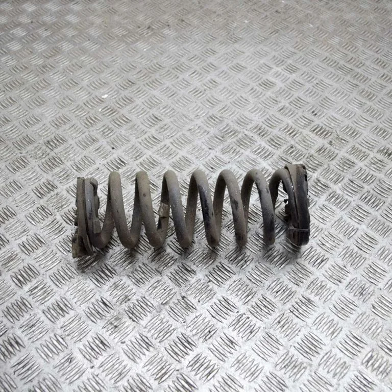 Aizmugurējā spirālatspere FK725B749TD