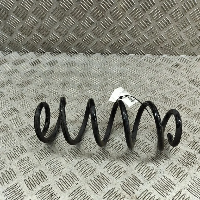 Rear coil spring – Suzuki SX4 S-Cross (2021-)