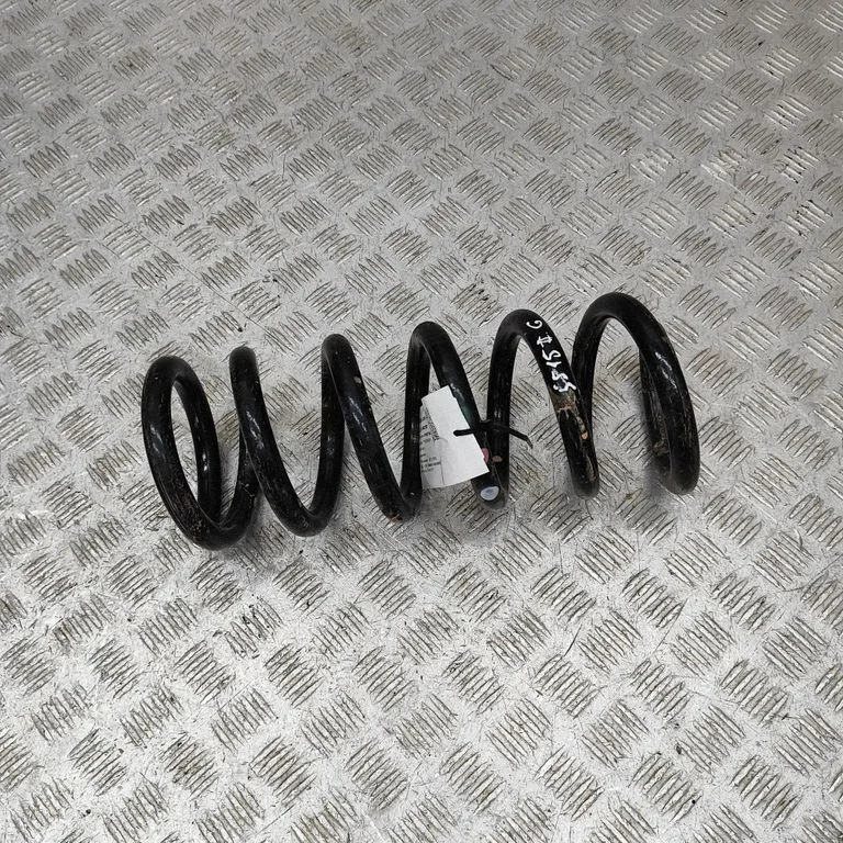 Rear coil spring 1447132300