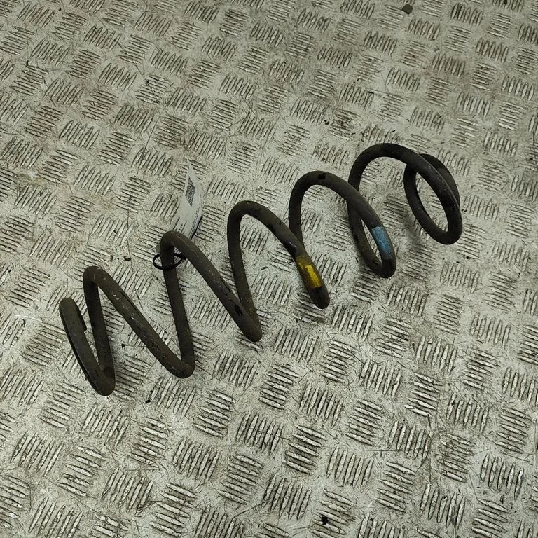 Aizmugurējā spirālatspere 4823112J10