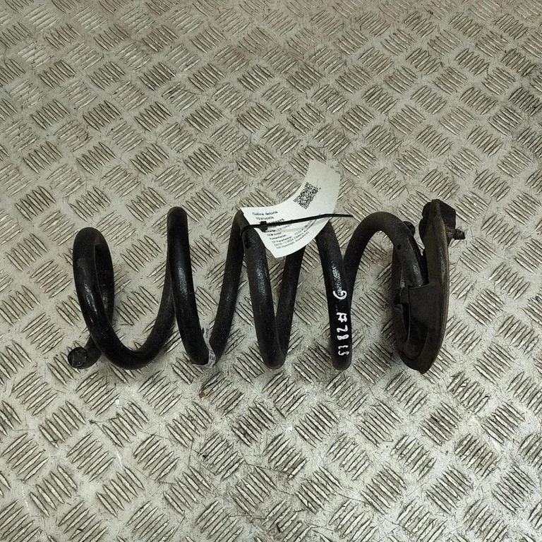Rear coil spring 118847600B