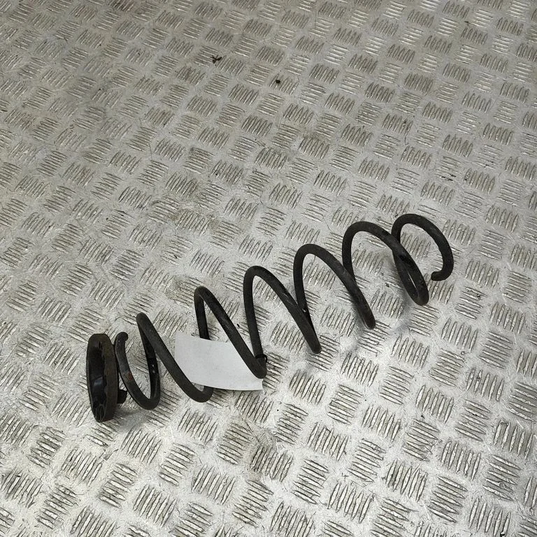 Aizmugurējā spirālatspere 48231K0090
