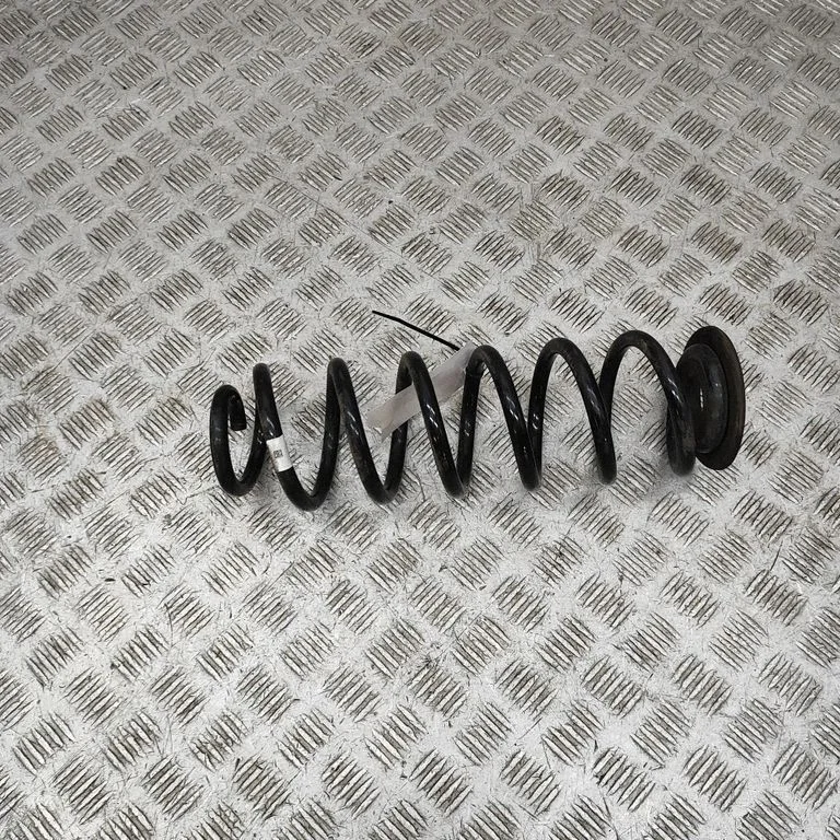 Rear coil spring – Volkswagen T-Roc (2017-2025)