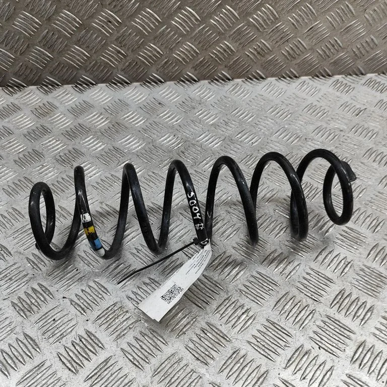 Rear coil spring – right