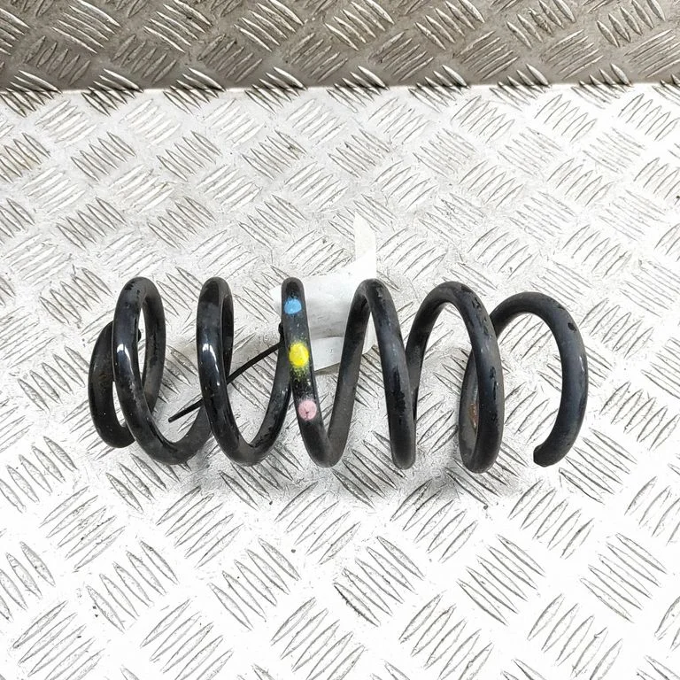 Aizmugurējā spirālatspere 550202996R