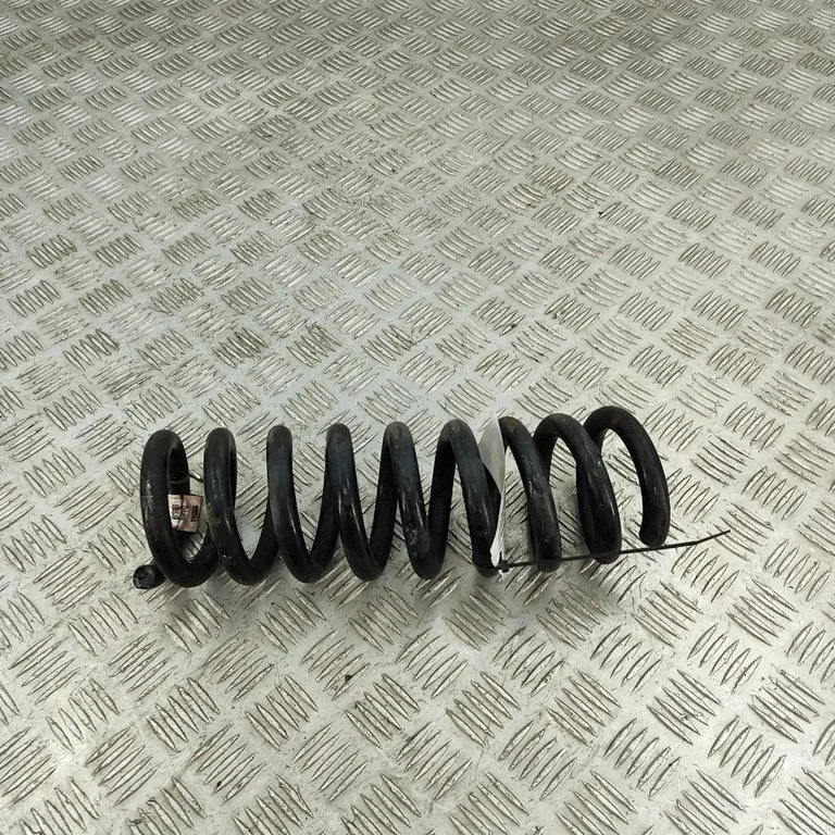 Aizmugurējā spirālatspere 4895583AA
