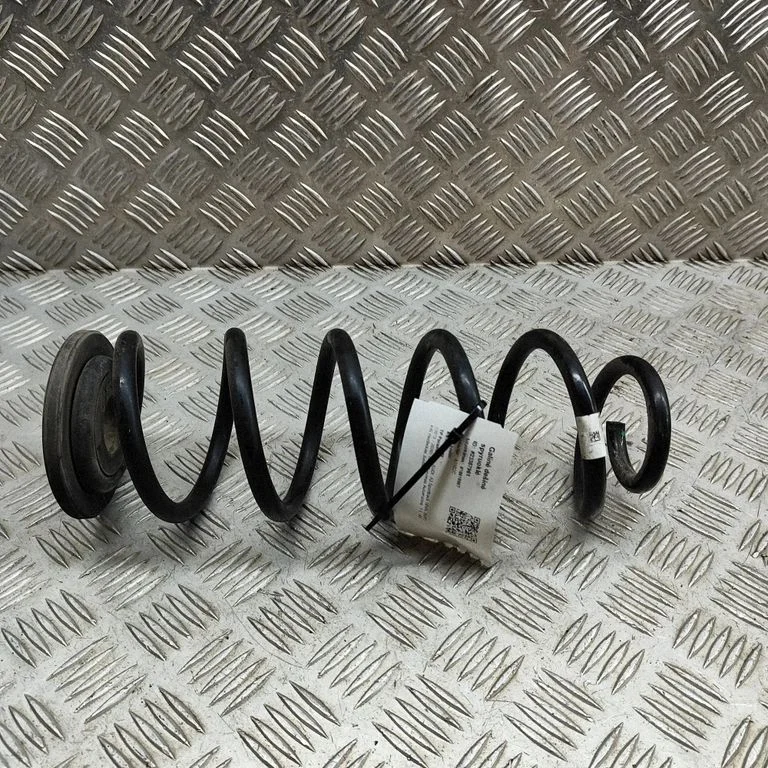 Rear coil spring 5Q0511121