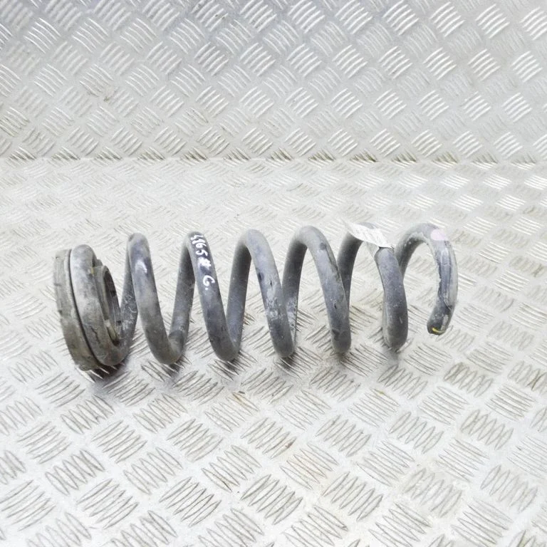Aizmugurējā spirālatspere LJ9C5560ANE