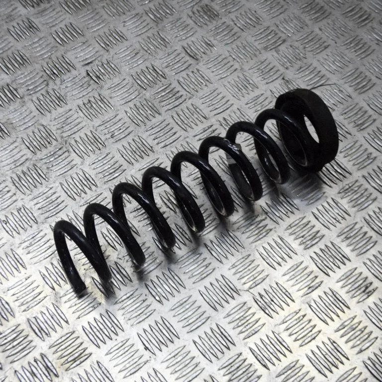 Rear coil spring – BMW 3 Series F30 F35 F31 (2012-2018)