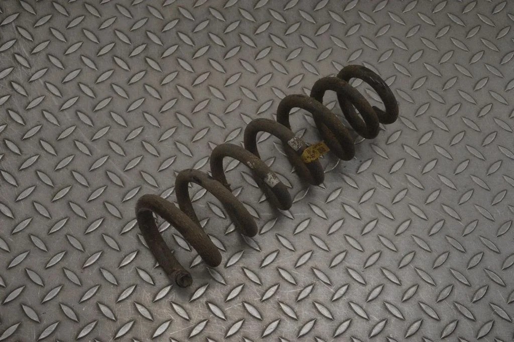 Rear coil spring – KIA Stinger (2016-)
