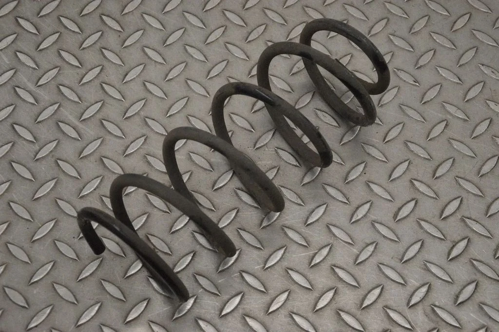 Rear coil spring – right