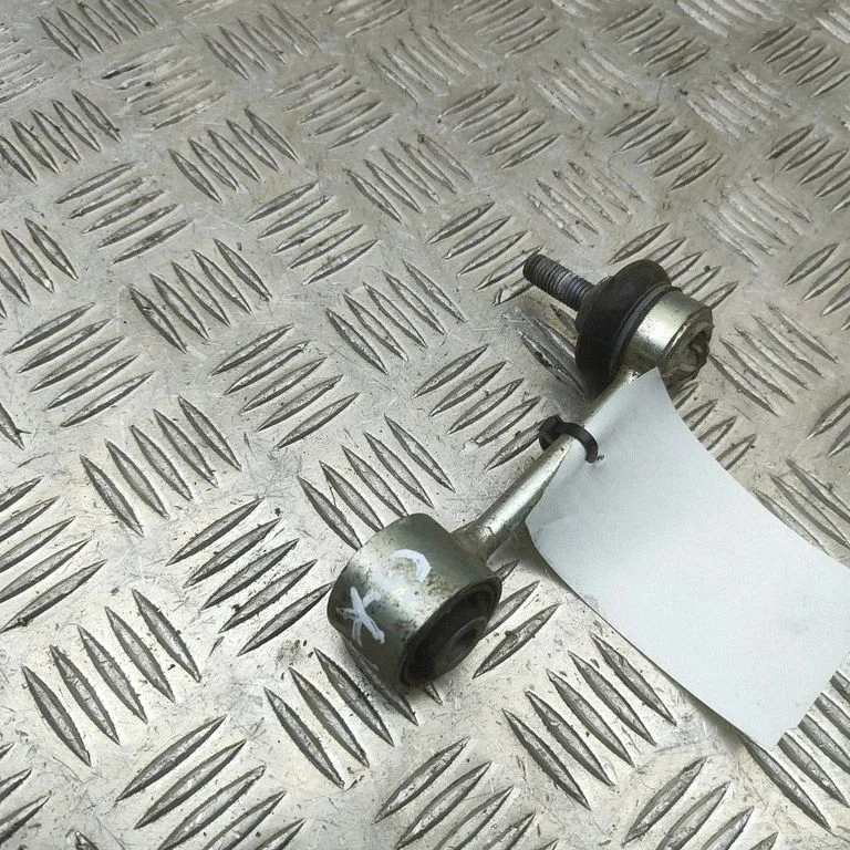 Łącznik stabilizatora tylnego 551100019R