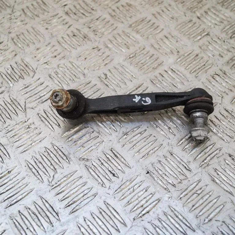 Łącznik stabilizatora tylnego – BMW Seria 4 F32 F33 (2013-2020)