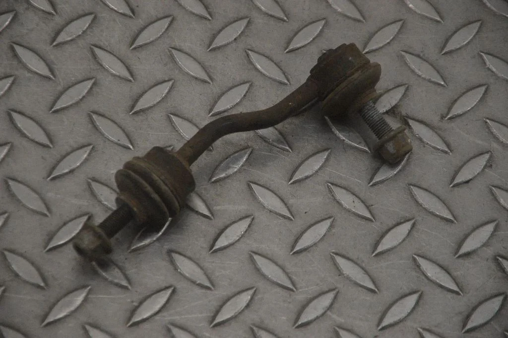 Rear anti-roll bar/stabilizer link – right