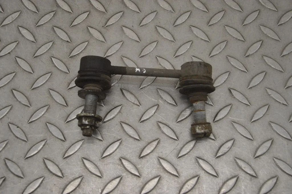 Tagumine stabilisaatori varras – Mercedes-Benz ML-klass W166 (2012-2017)