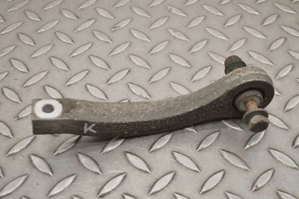 Rear anti-roll bar/stabilizer link – left