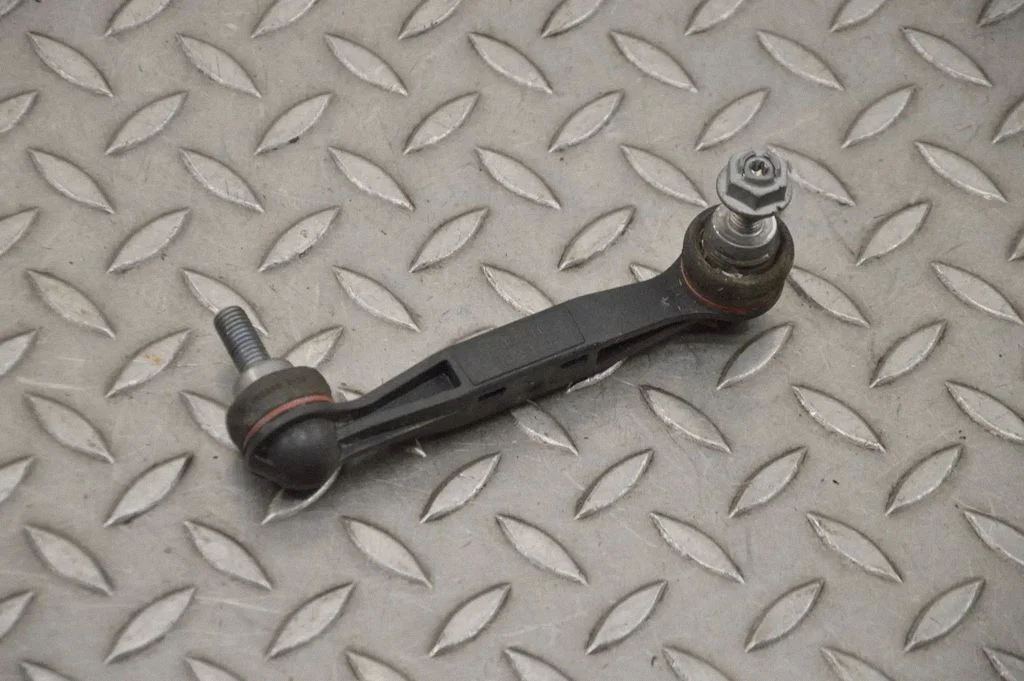 Łącznik stabilizatora tylnego – BMW Seria 3 G20 G21 (2019-)