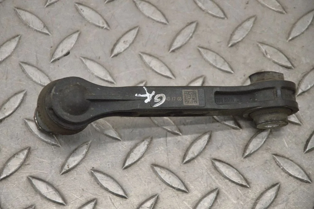 Tagumine stabilisaatori varras – BMW 7-seeria G11 G12 (2015-2022)