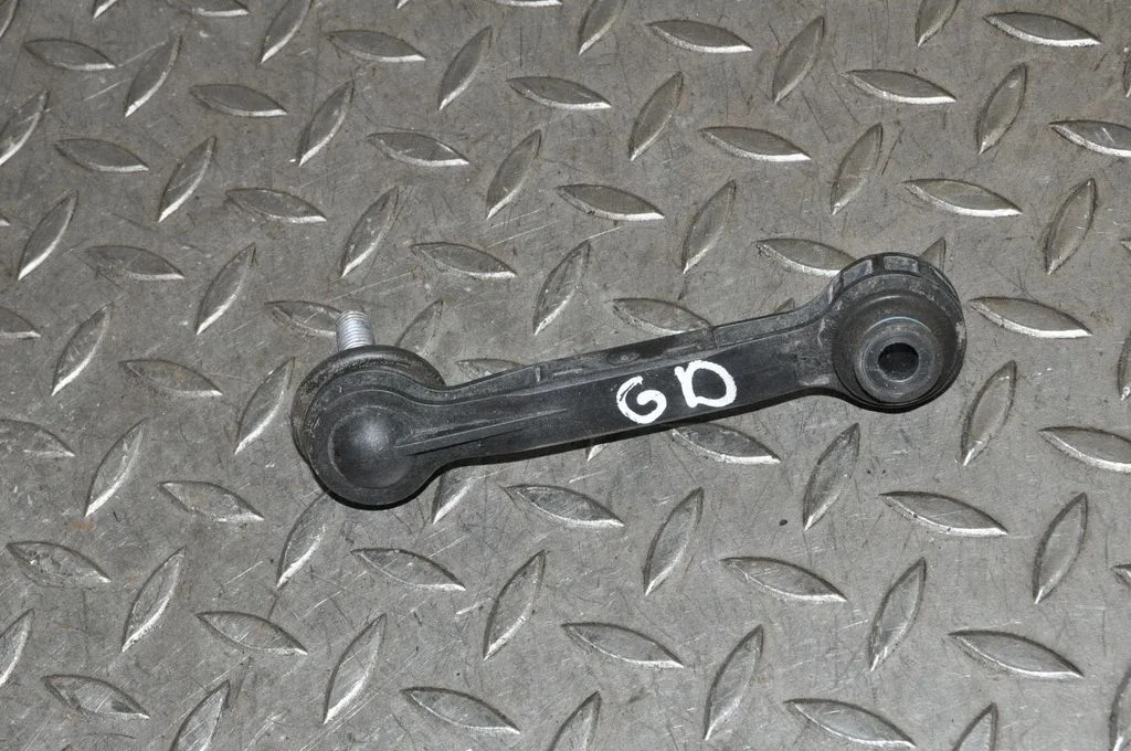 Rear anti-roll bar/stabilizer link – BMW Series 4 M4 F82 F83 (2014-2020)