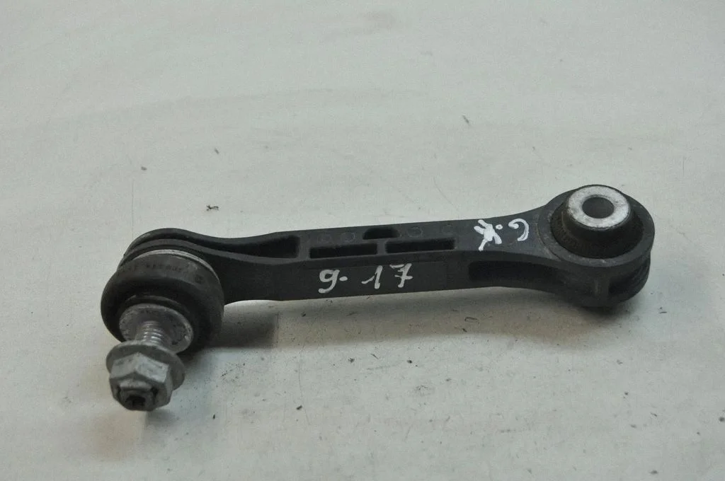 Tagumine stabilisaatori varras – BMW 7-seeria G11 G12 (2015-2022)