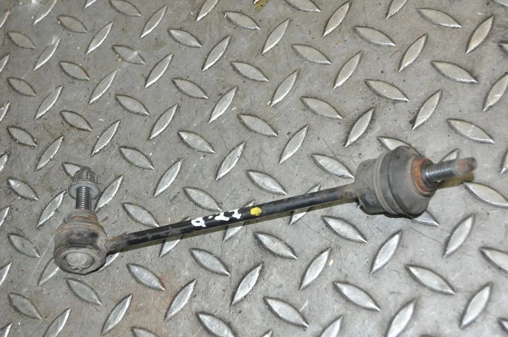 Rear anti-roll bar/stabilizer link – Jaguar F-Type (2013-)
