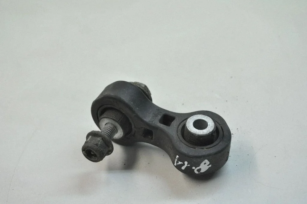 Aizmugurējā stabilizatora stienis 8K0505465G