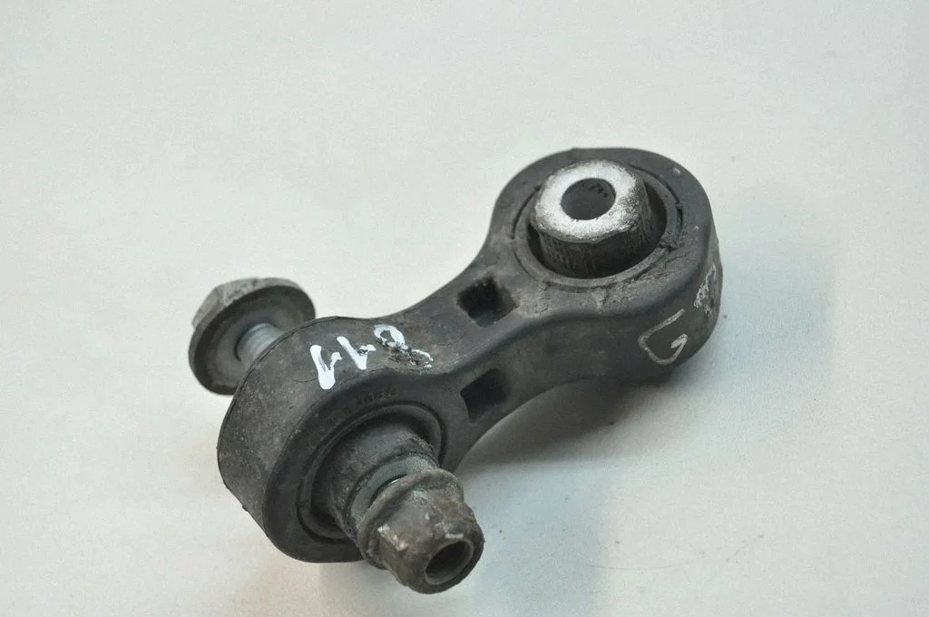 Aizmugurējā stabilizatora stienis 8K0505465G