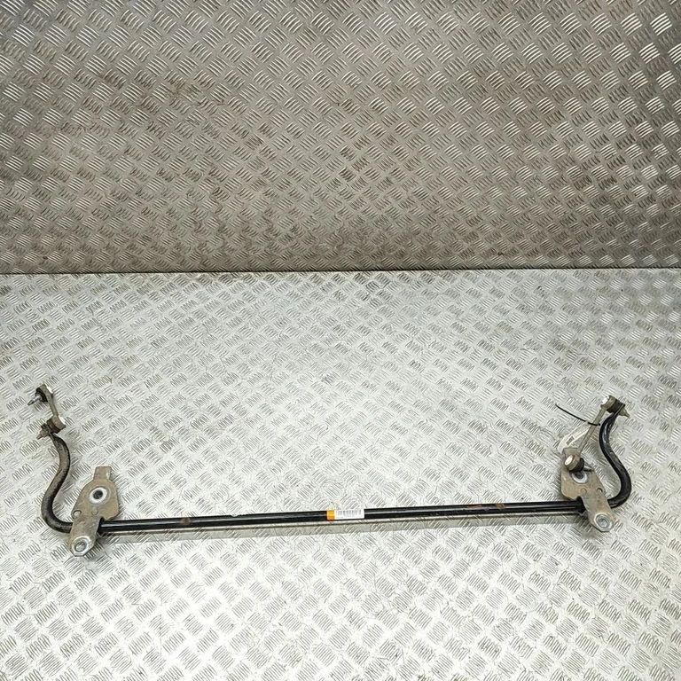 Aizmugurējais stabilizators 9845666680