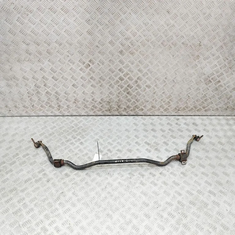 Tagumine stabilisaator 4156A029