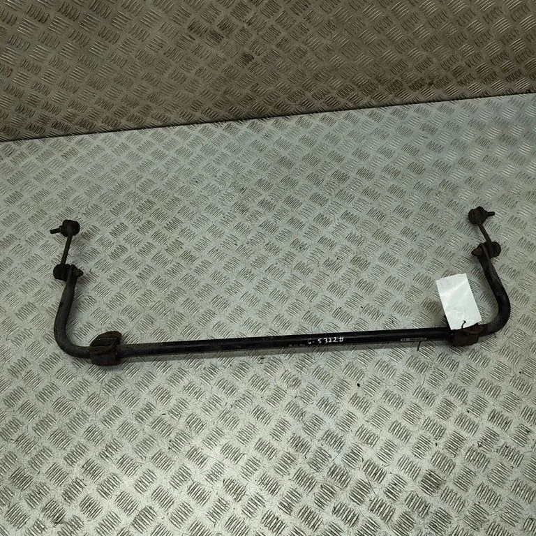 Aizmugurējais stabilizators 92195480