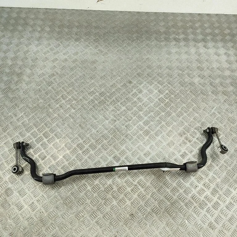 Aizmugurējais stabilizators A1673264300